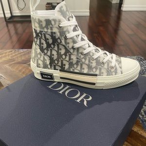 Dior B23 High Top Oblique Sneaker